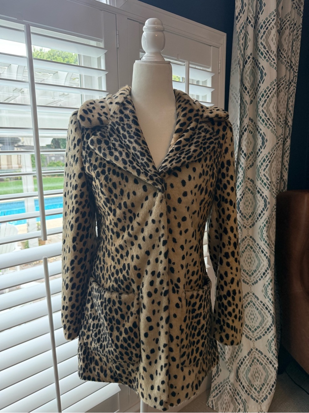 Vintage GUESS Leopard Cheetah Faux Fur Coat Jacket Size P Small